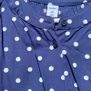 Old Navy Women’s top. Size 2X. NWT.